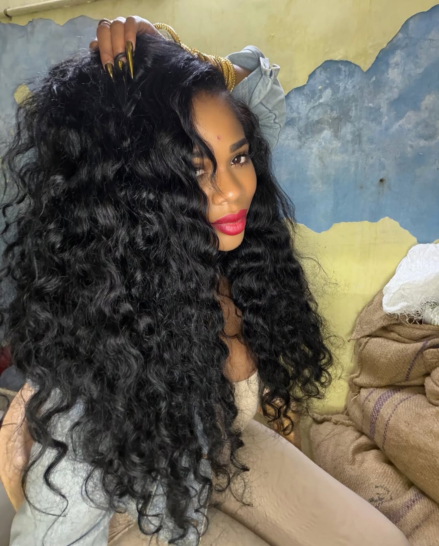 Vividae Curly JET BLACK / OFF BLACK COLORED Collection