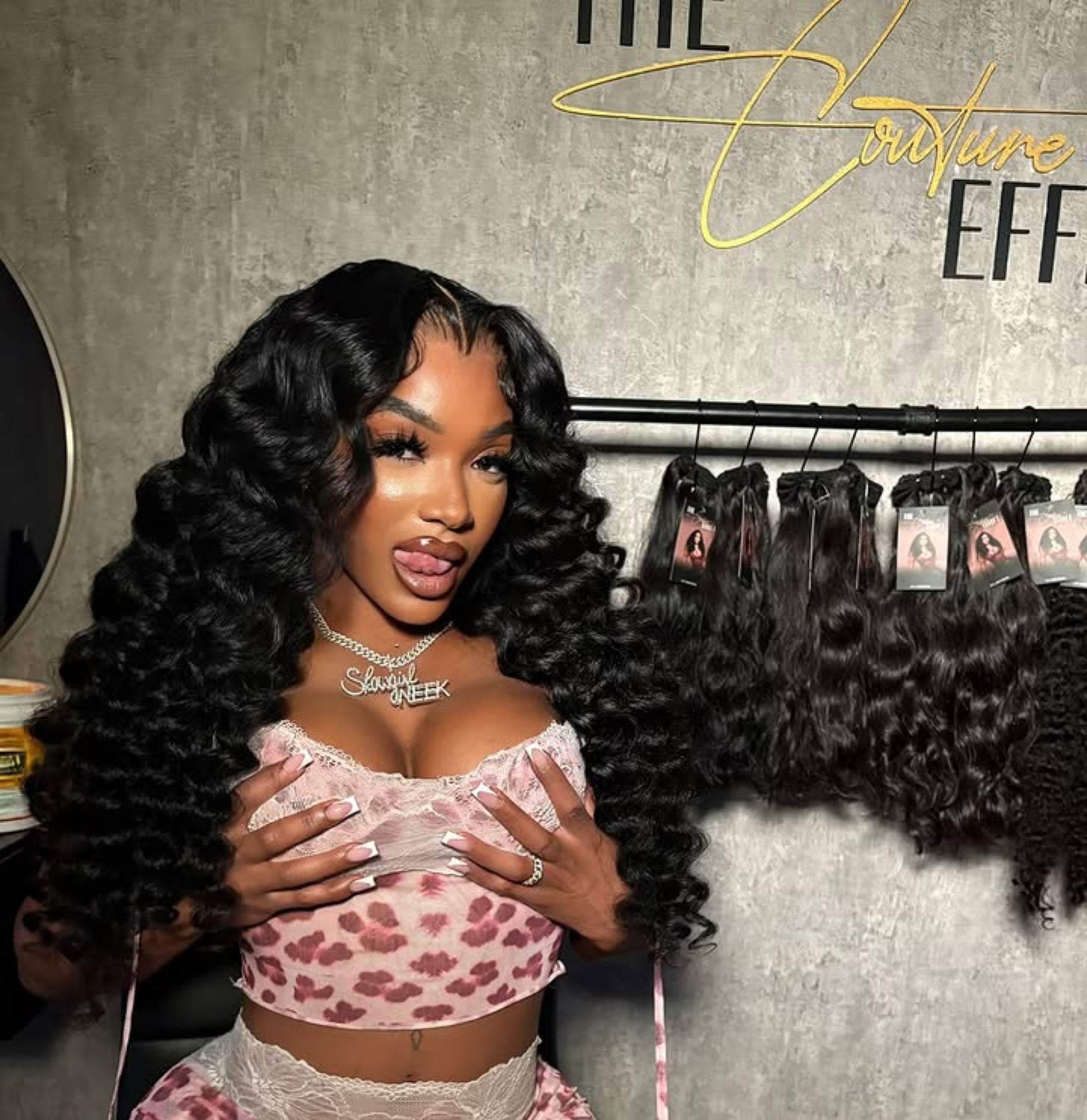 13*6 Free Deep Wave Frontal Wig Unit 250% Density